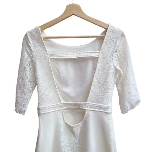 Tea & Cup Lace Overlay Dress with Open Back - Picture 8 of 14